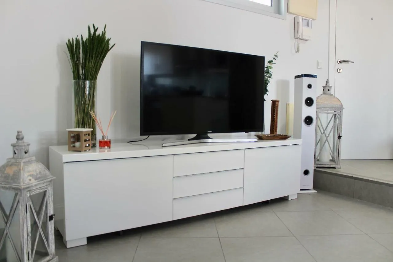 Sea View Apartment in El Médano with private parking space by Edén Rentals 0*,  Spagna